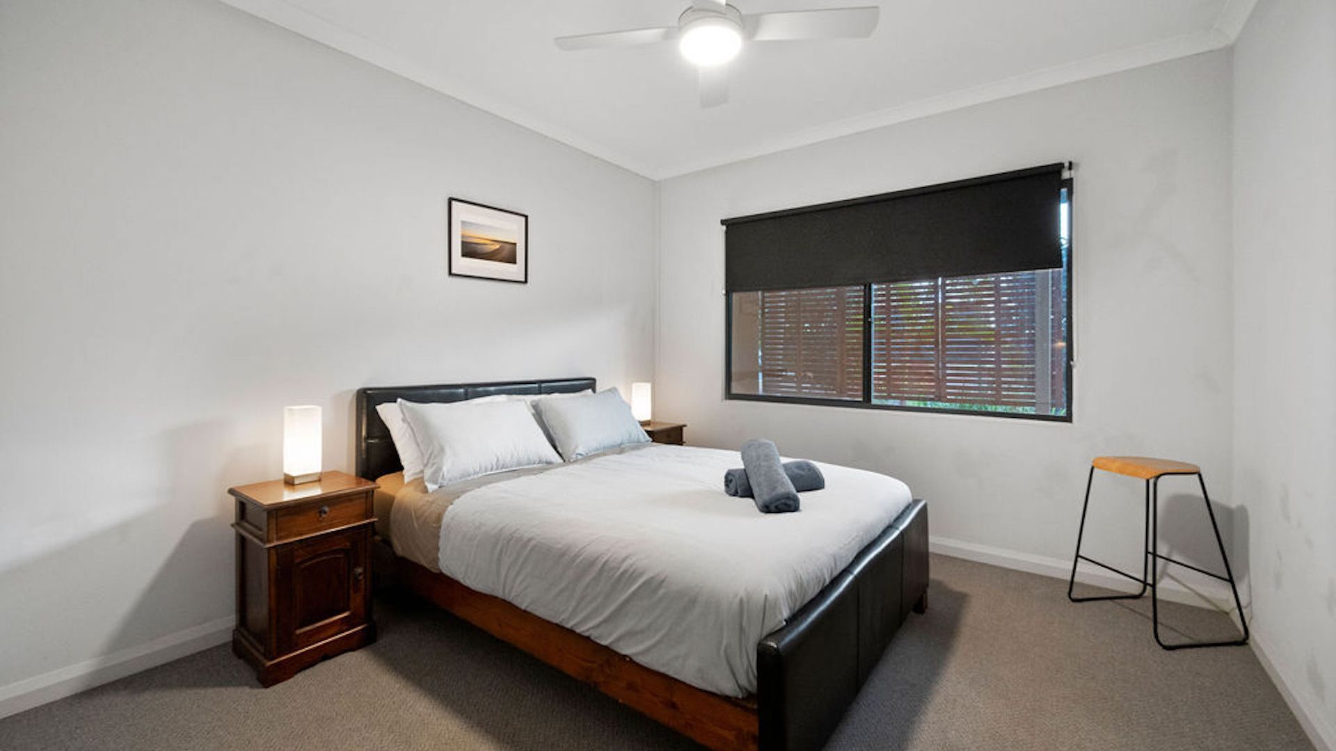 3 bedrooms, iron/ironing board, Internet, bed sheets