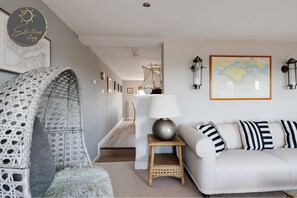 Appartement Premium, salle de bains privée, vue mer | Bar lounge