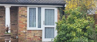 Apartment - Sleeps 2 - Parking - Wi-fi