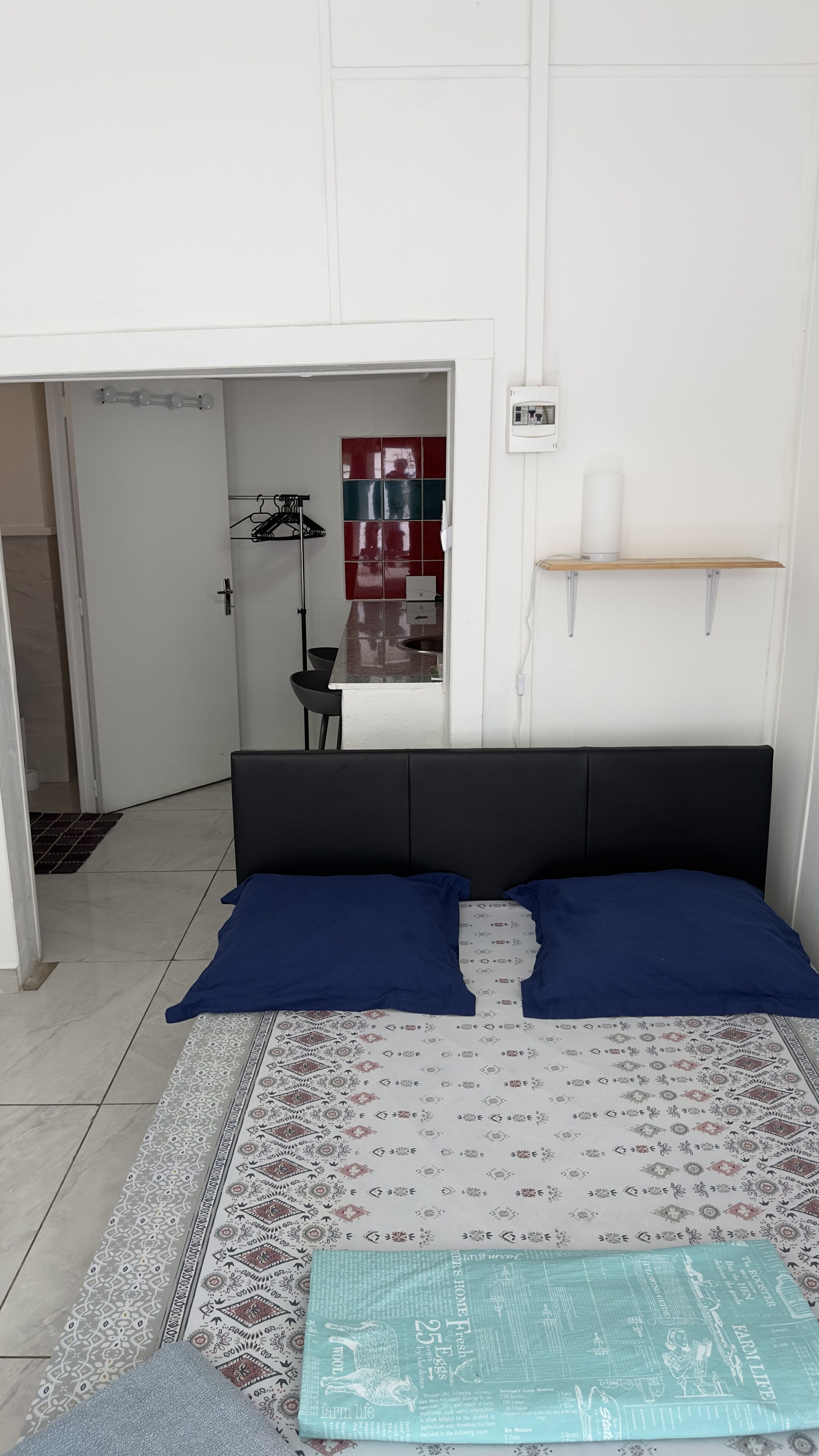 basic double room | free wifi, bed sheets