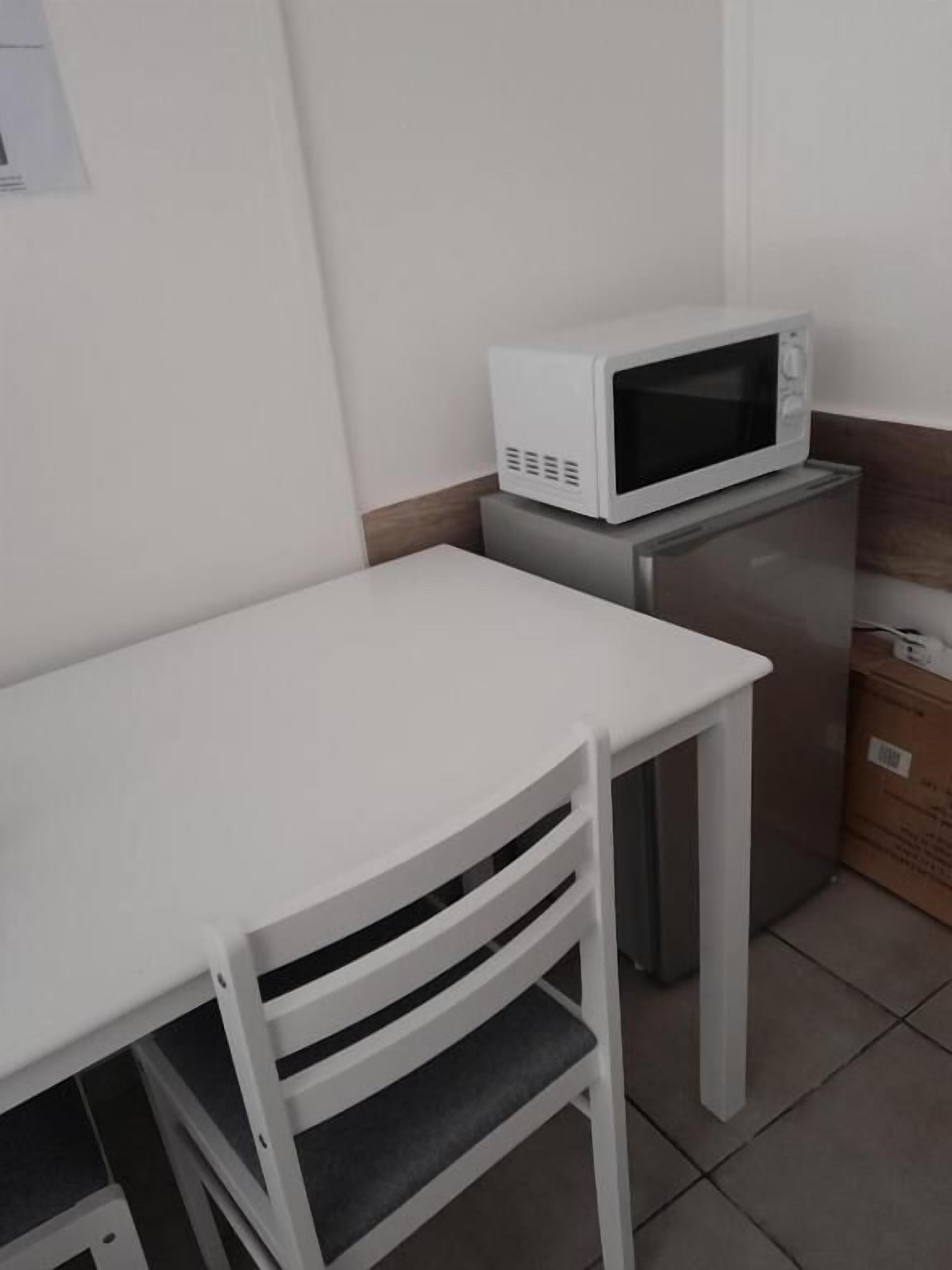 basic shared dormitory | free wifi, bed sheets