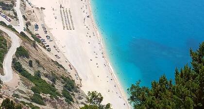 Traditional house in the north of the island of Kefalonia (Kefalonia)