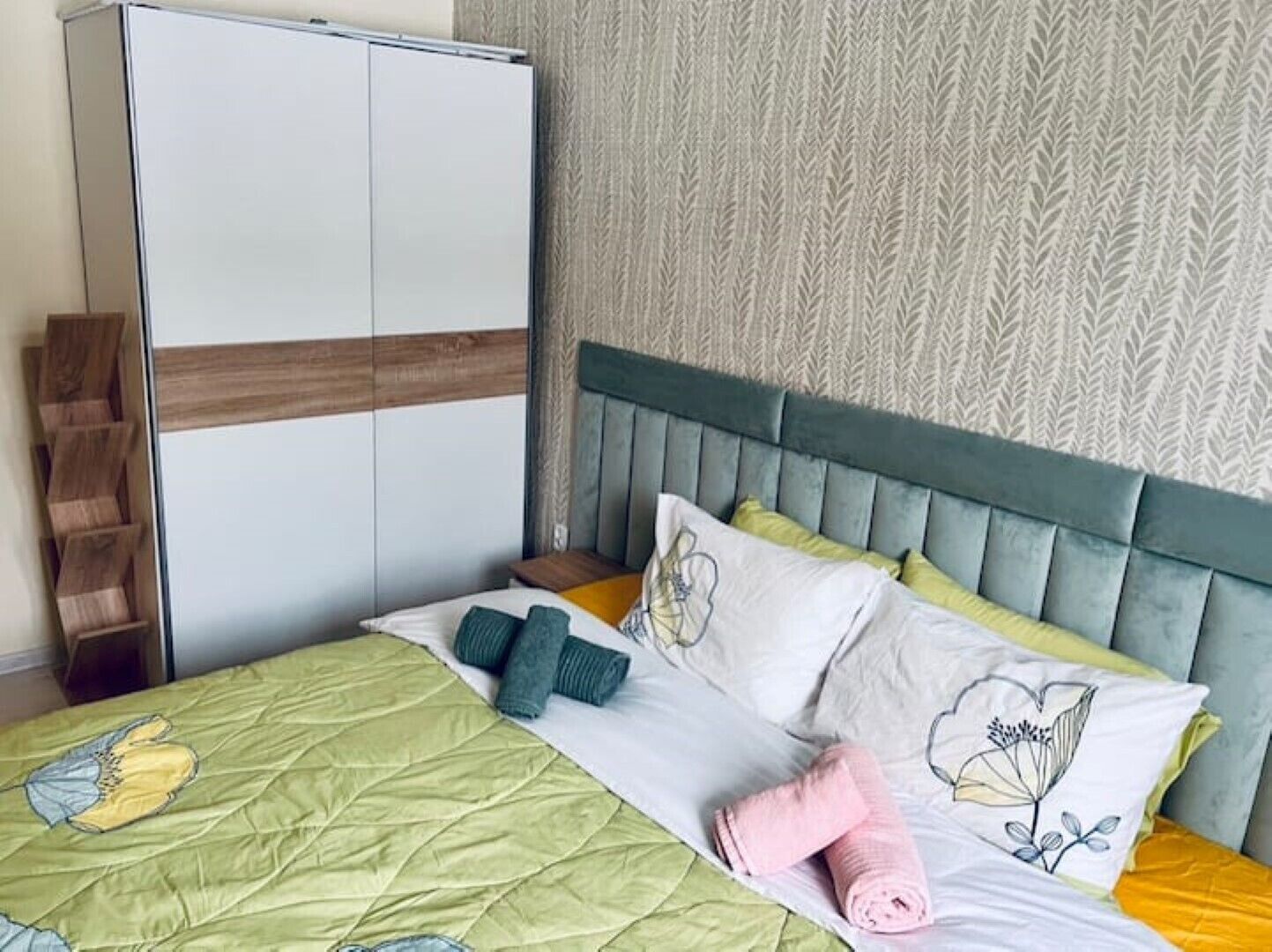 1 間睡房、書桌、熨斗/熨衫板、Wi-Fi