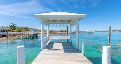 Islands Away: Your Private Bahamian Waterfront Retreat