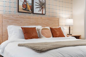 3 chambres, fer et planche à repasser, Wi-Fi, draps fournis