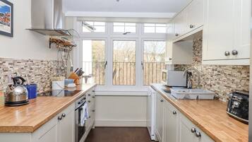 Fridge, dishwasher, electric kettle, toaster