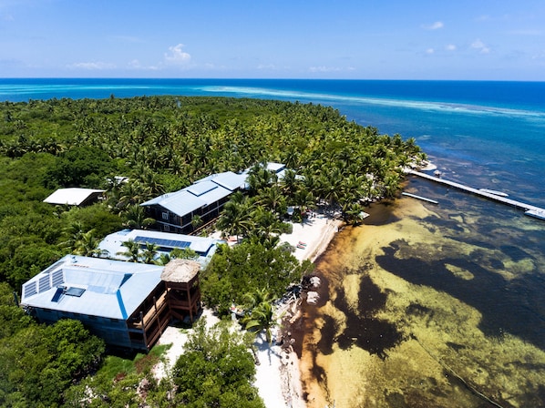 Front of property - Itza Resort (Lighthouse Reef)