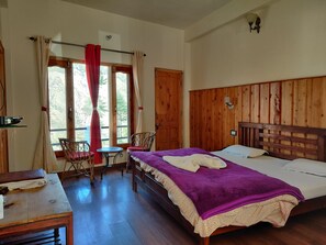 Quarto casal luxo | Wi-Fi de cortesia