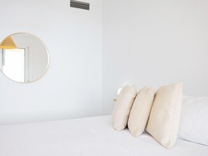 1 bedroom, Internet