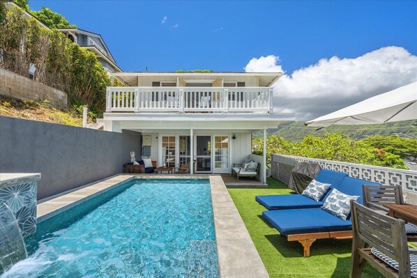 Pool - Updated Manoa Home with Spool - Walk to UH (Honolulu)