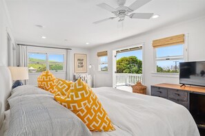 3 bedrooms - Updated Manoa Home with Spool - Walk to UH (Honolulu)