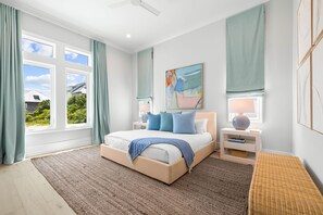 7 bedrooms, desk, iron/ironing board, free WiFi