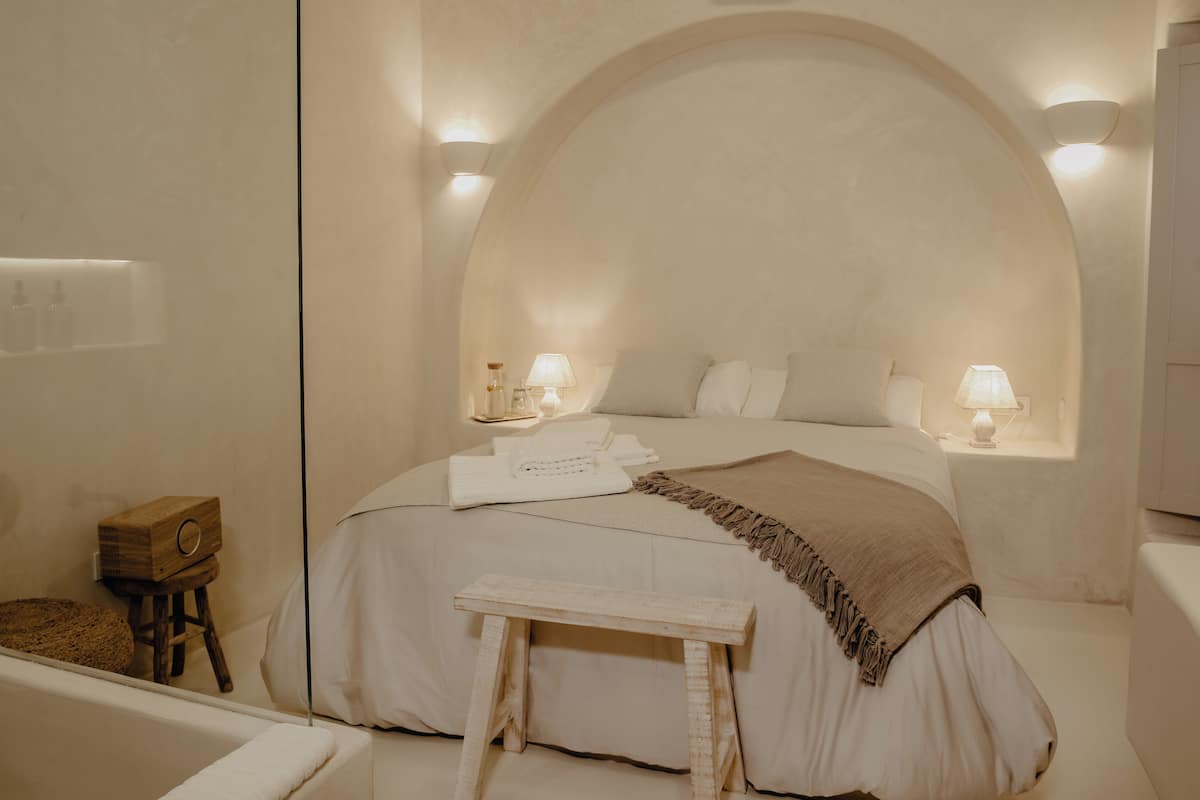 Standard Double Room | Premium bedding, down comforters, individually decorated