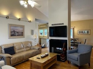 House, 3 Bedrooms | Living area - 324 Lakeside 3 Bedroom Home by RedAwning (Surfside Beach)