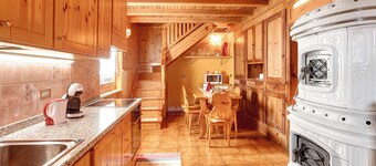 Holiday Home 'Dolce Casa Vicino A Bormio' with Mountain View, Private Garden and Wi-Fi