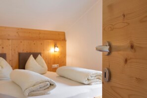 2 bedrooms, free WiFi, bed sheets
