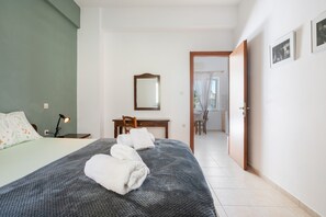 1 bedroom, free WiFi, bed sheets