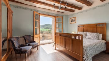 3 dormitorios, tabla de planchar con plancha, wifi gratis y ropa de cama