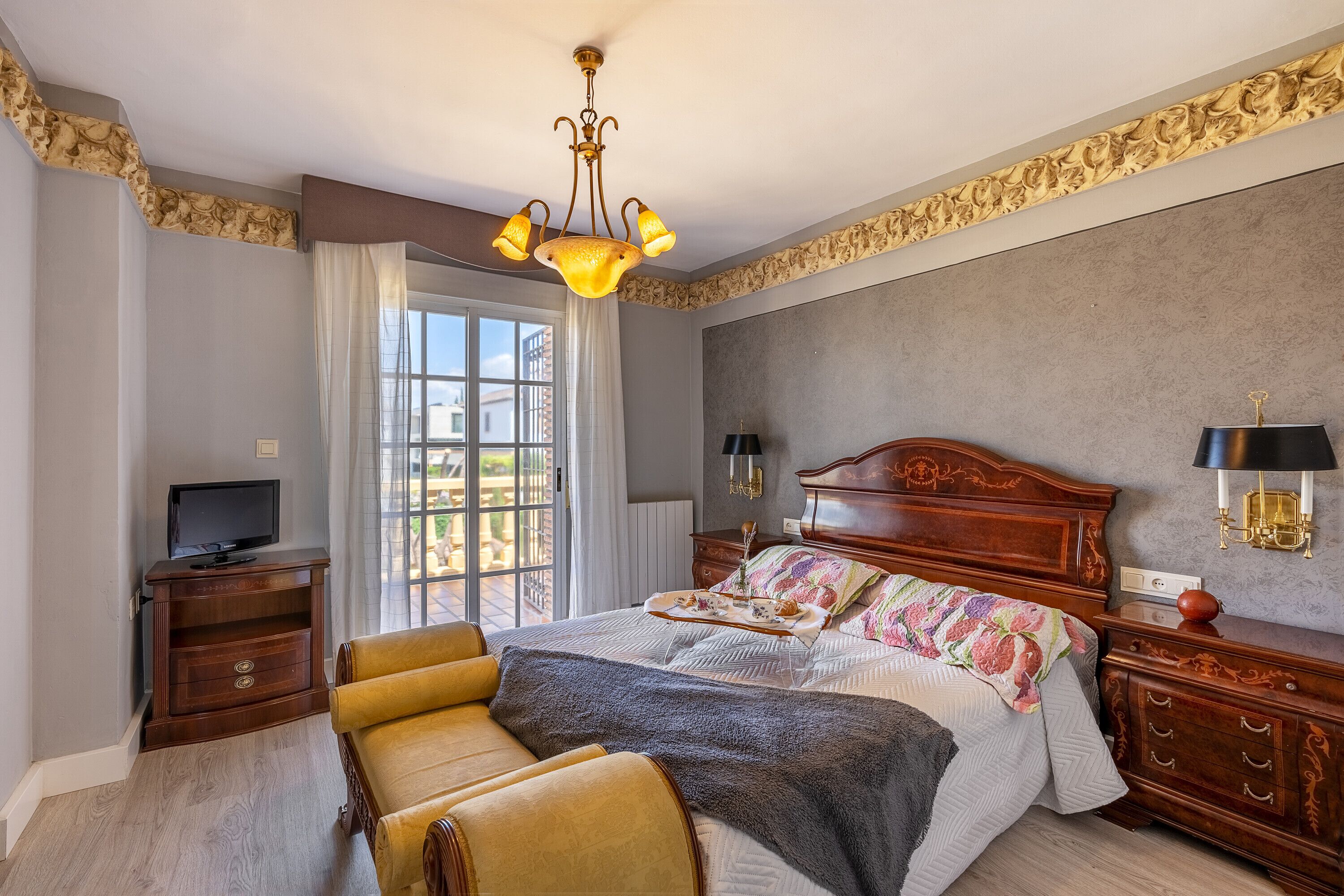 3 chambres, fer et planche à repasser, Wi-Fi gratuit, draps fournis