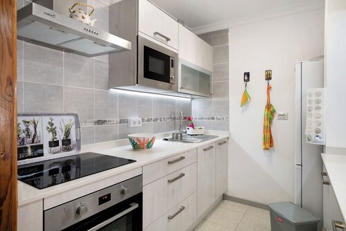 Apartment 'Casa Carmen' with Private Terrace, Wi-Fi and Air Conditioning