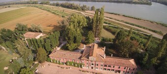 'Tenuta Ca' Zen - Cottage Casetta' with Shared Pool, Wi-Fi and Air Conditioning