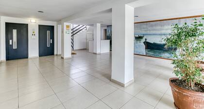 Ferienwohnung 'Sant Antoni' mit Meerblick, Gemeinschaftspool und WLAN