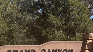 Ein Schild für den Grand Canyon Nationalpark.