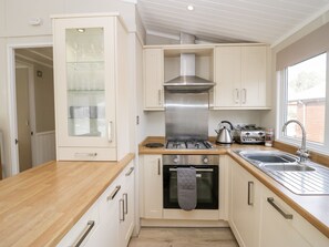 冰箱、厨具/餐具