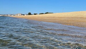 Nær stranden
