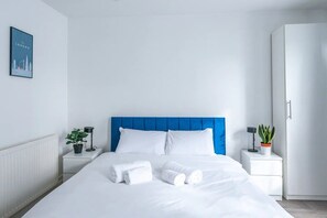 1 bedroom, desk, iron/ironing board, free WiFi