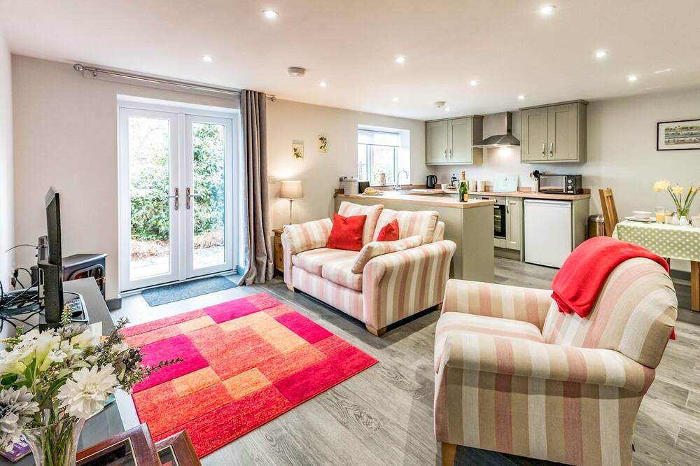 Pass the Keys | Unique charming and peaceful countryside lodge