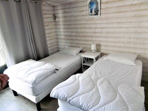 8 間睡房、熨斗/熨衫板、免費 Wi-Fi