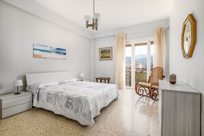 2 Schlafzimmer, Bügeleisen/Bügelbrett, Reisekinderbett, kostenloses WLAN