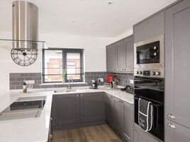 Casa de campo | Cozinha privada | Geladeira, lava-louças, chaleira elétrica, torradeira