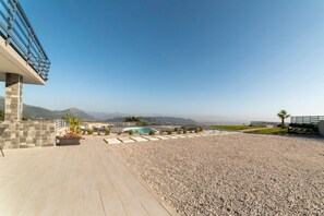 Property grounds - Emma Apartment with Pool - Sea View (Campania)