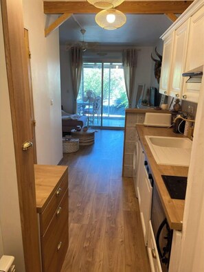 Shower - 200m from the beach + jacuzzi - superb apartment (La Ciotat)