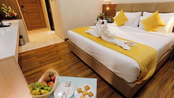 Superior Room, 1 Double Bed, Non Smoking, City View | Egyptian cotton sheets, premium bedding, down duvets, pillow-top beds