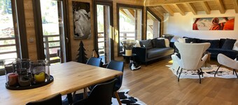 Chalet les 3 cerfs - Five Bedroom House, Sleeps 12