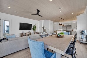 Dining - Lux Beach Escape Pool Sauna Golf Cart Fenced Yard (Santa Rosa Beach)