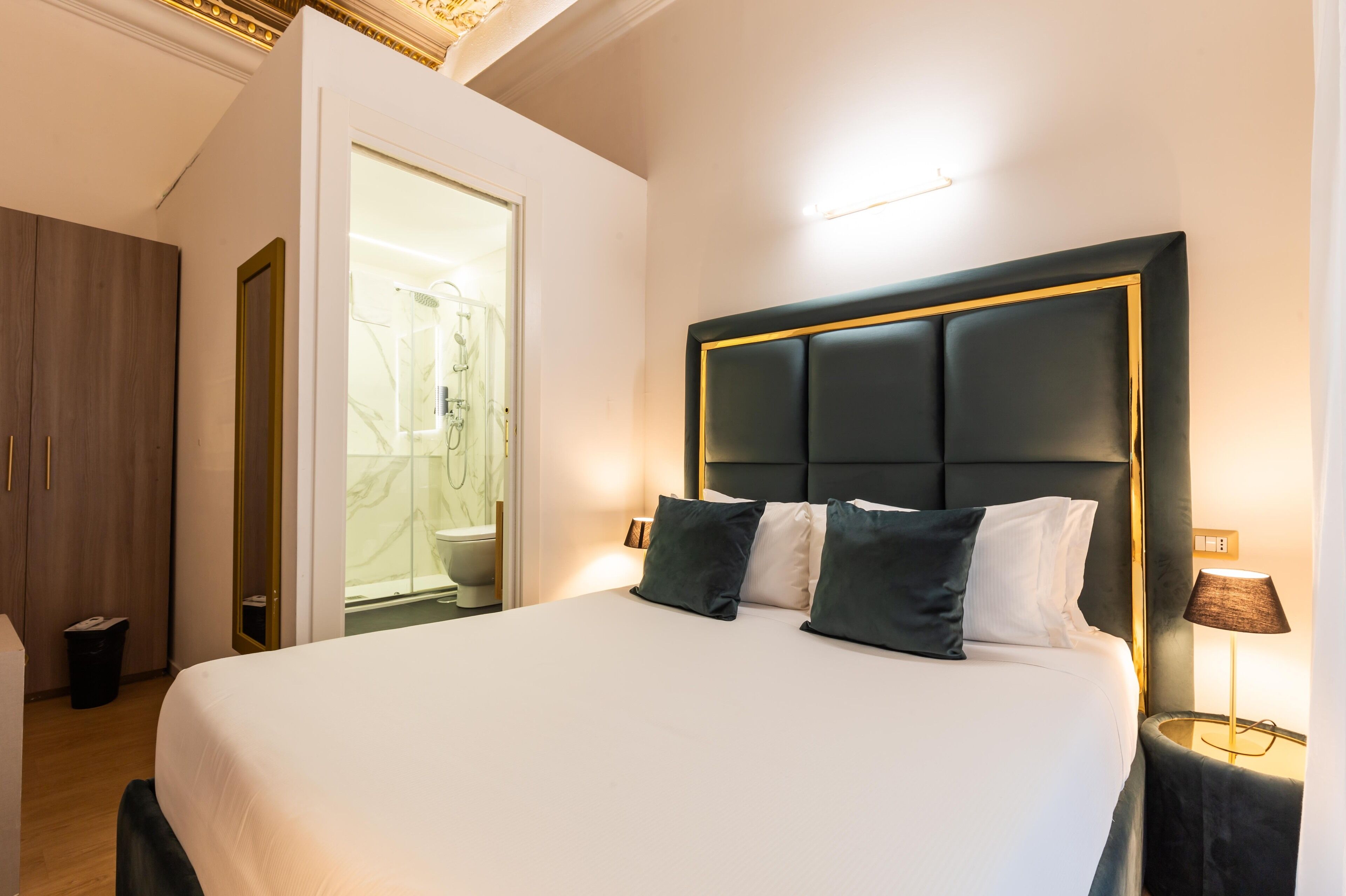 Down comforters, minibar, in-room safe, laptop workspace
