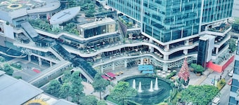 Uptown Parksuites 1
