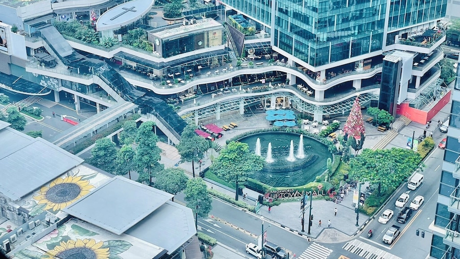 Uptown Parksuites 1