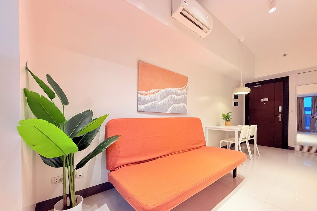 Comfort Condo | Living area | 55-inch Smart TV with digital channels, TV