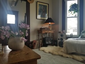 3 bedrooms, desk, free WiFi, bed sheets