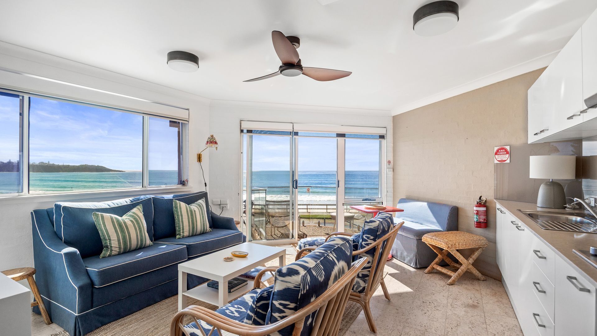 Mariners 4 - Relax And Unwind At This Stunning Beachfront Unit - Mollymook
