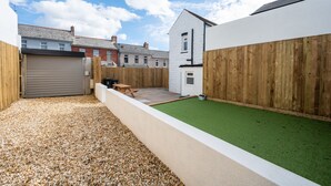 Unclassified image, 3 of 28, button - Brynglas 4BR House (Newport)
