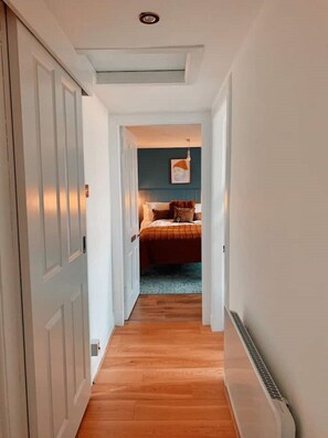 Interior - This must be the place - Arran, Lamlash (Lamlash)