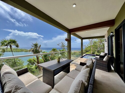 Casa Sirena @Parrot Tree Plantation