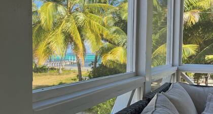 Oceanview Villa w/private pool; near restaurants & entertainment