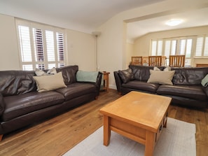 Cottage | Interior